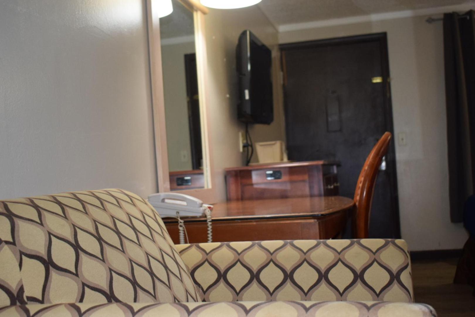 Knights Inn Farmington Hills Zewnętrze zdjęcie
