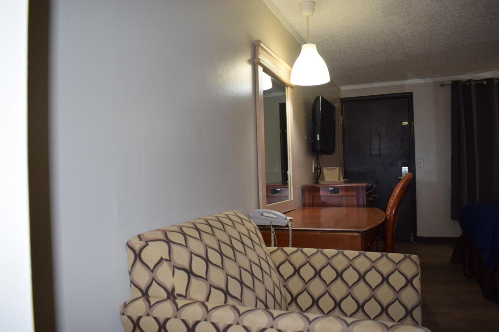 Knights Inn Farmington Hills Zewnętrze zdjęcie