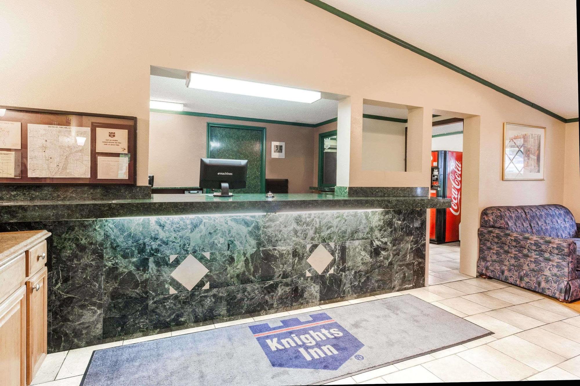 Knights Inn Farmington Hills Zewnętrze zdjęcie